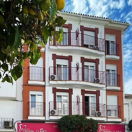 Апартаменты Casa Rosa Nova Марбелья Экстерьер фото